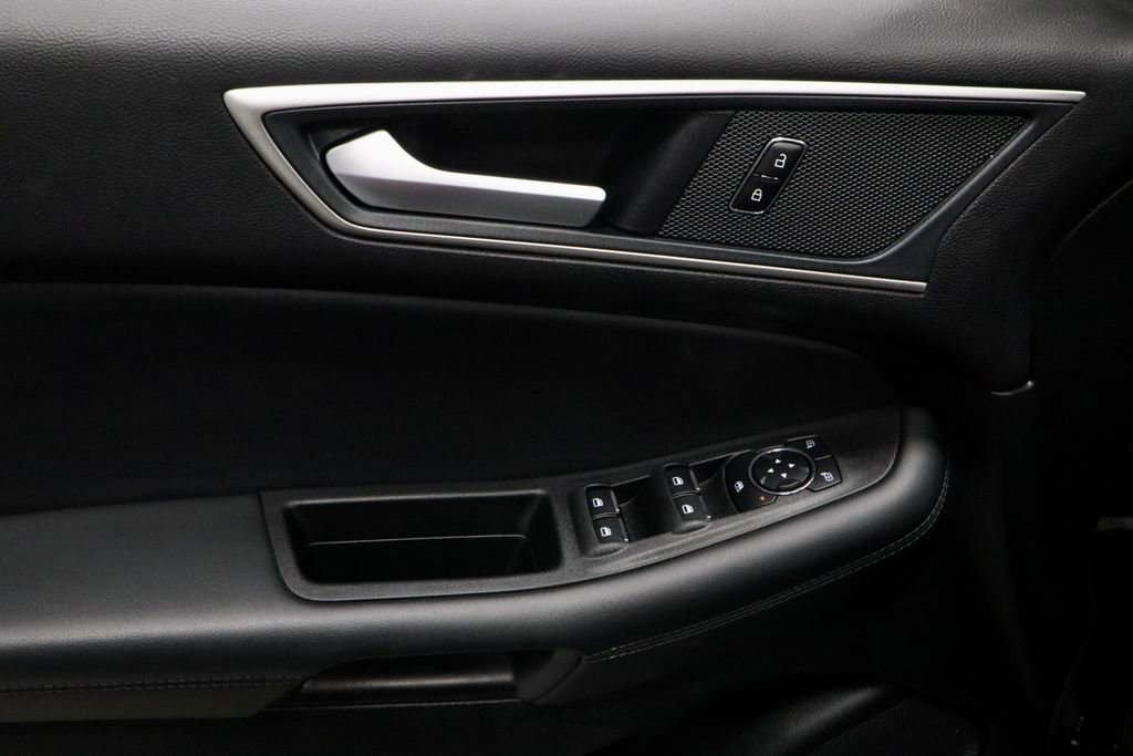 Certified 2024 Ford Edge SEL w/ Convenience Package AWD/4WD image 23