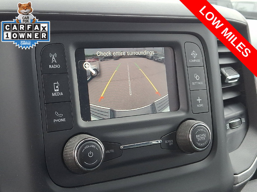 Used 2024 RAM 2500 Tradesman w/ Chrome Appearance Group AWD/4WD image 17