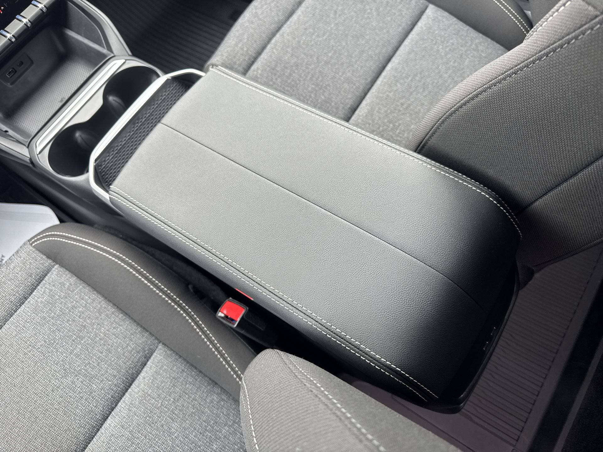 New 2026 GMC Terrain Elevation w/ Black Edition AWD/4WD image 22
