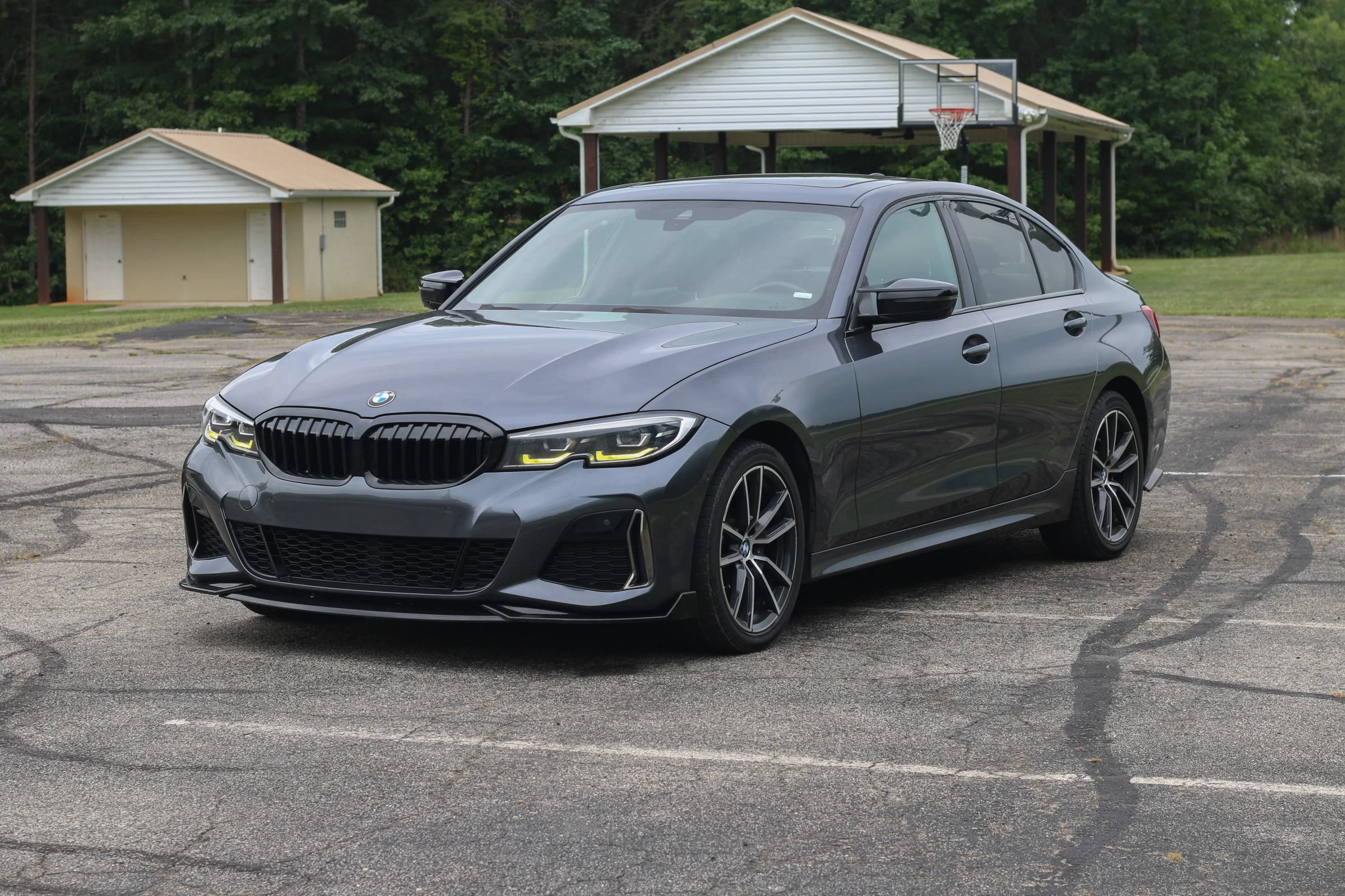 Used 2020 BMW 330i xDrive Sedan w/ Convenience Package AWD/4WD image 3