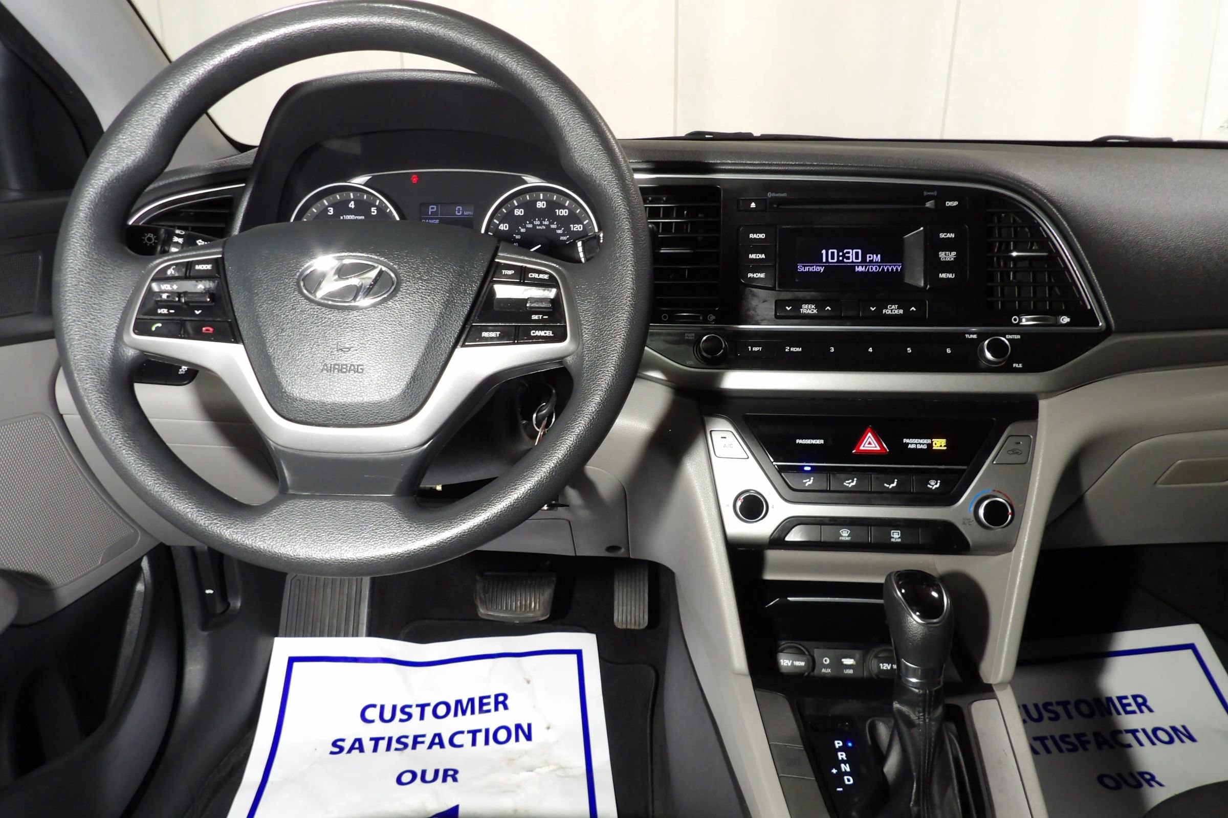 Used 2017 Hyundai Elantra SE image 11