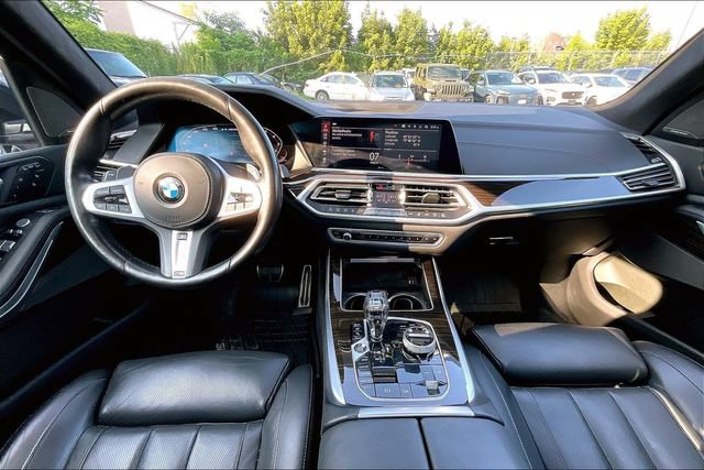 Used 2021 BMW X7 M50i w/ Executive Package AWD/4WD image 15
