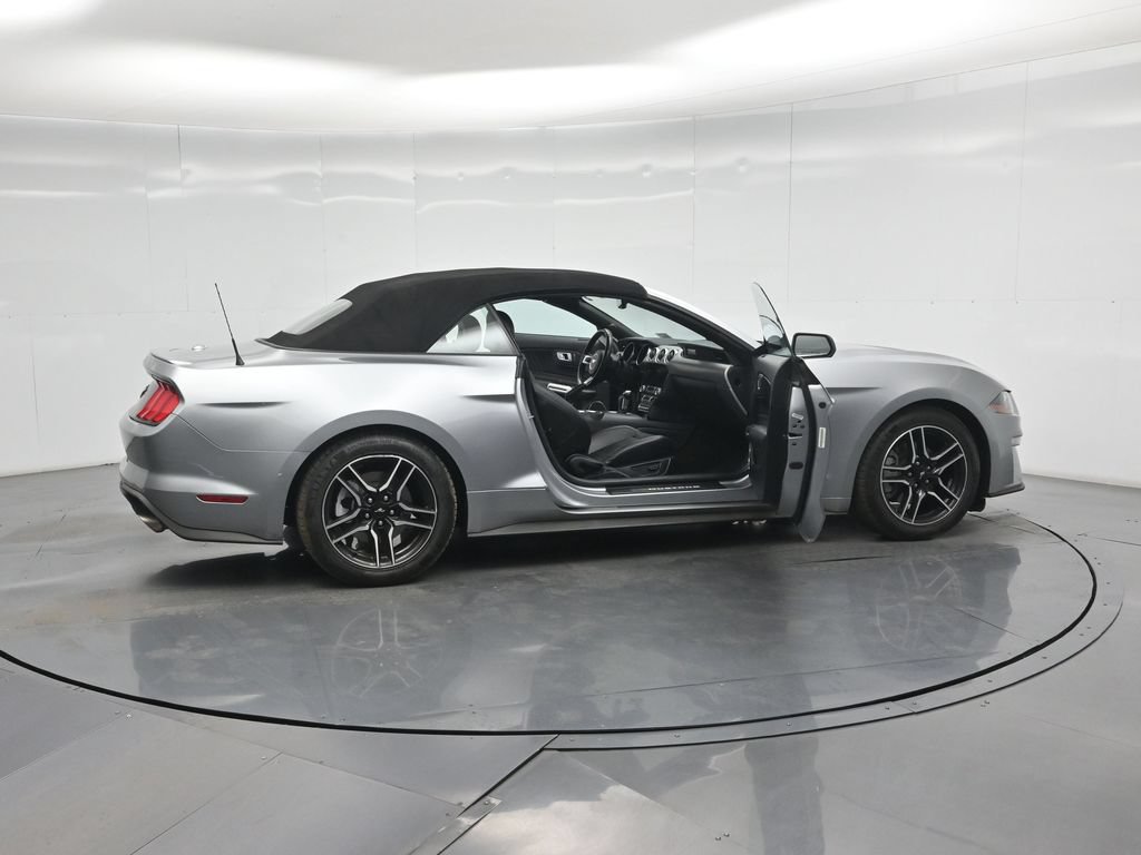 Certified 2022 Ford Mustang Premium RWD image 4