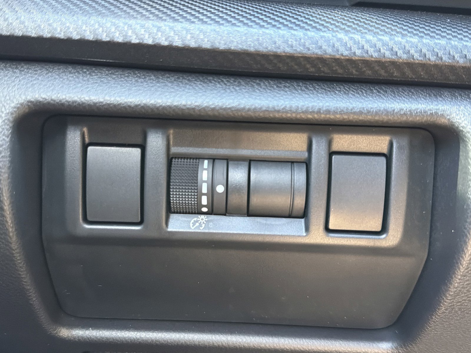 Certified 2025 Subaru Crosstrek 2.5i Limited w/ Crosstrek Mirror Package image 26