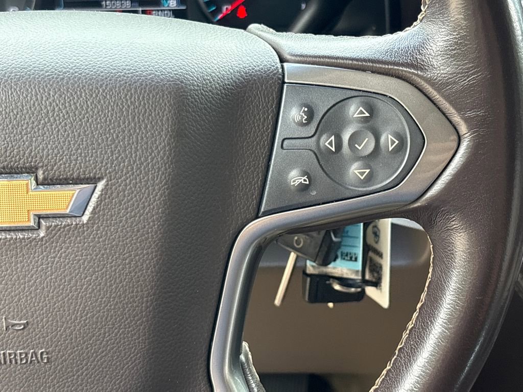 Used 2018 Chevrolet Suburban LT RWD image 20