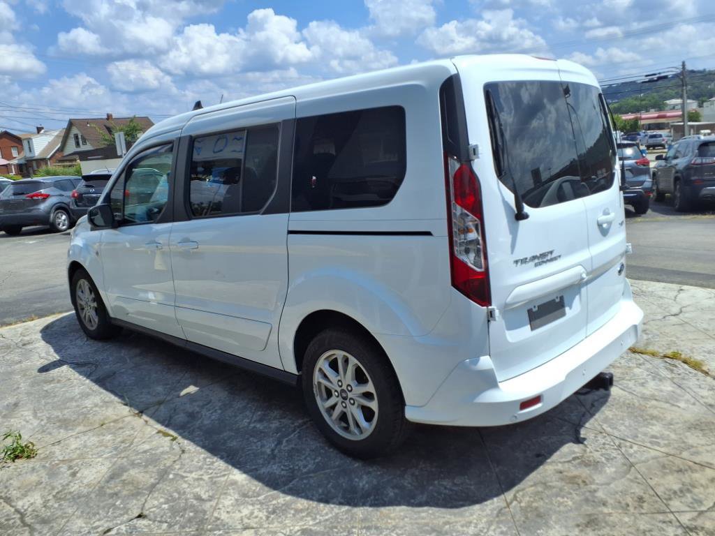 Used 2021 Ford Transit Connect XLT image 4