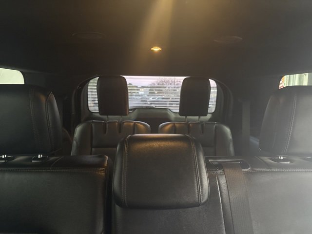 Used 2018 Ford Explorer XLT w/ Equipment Group 202A image 17
