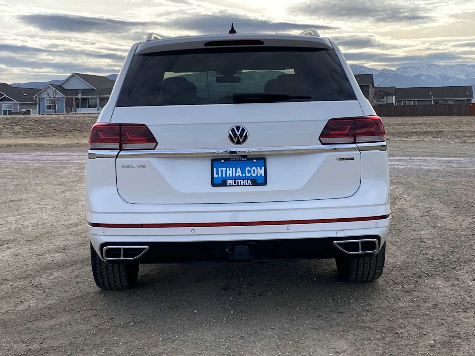 Used 2023 Volkswagen Atlas SEL Premium image 13