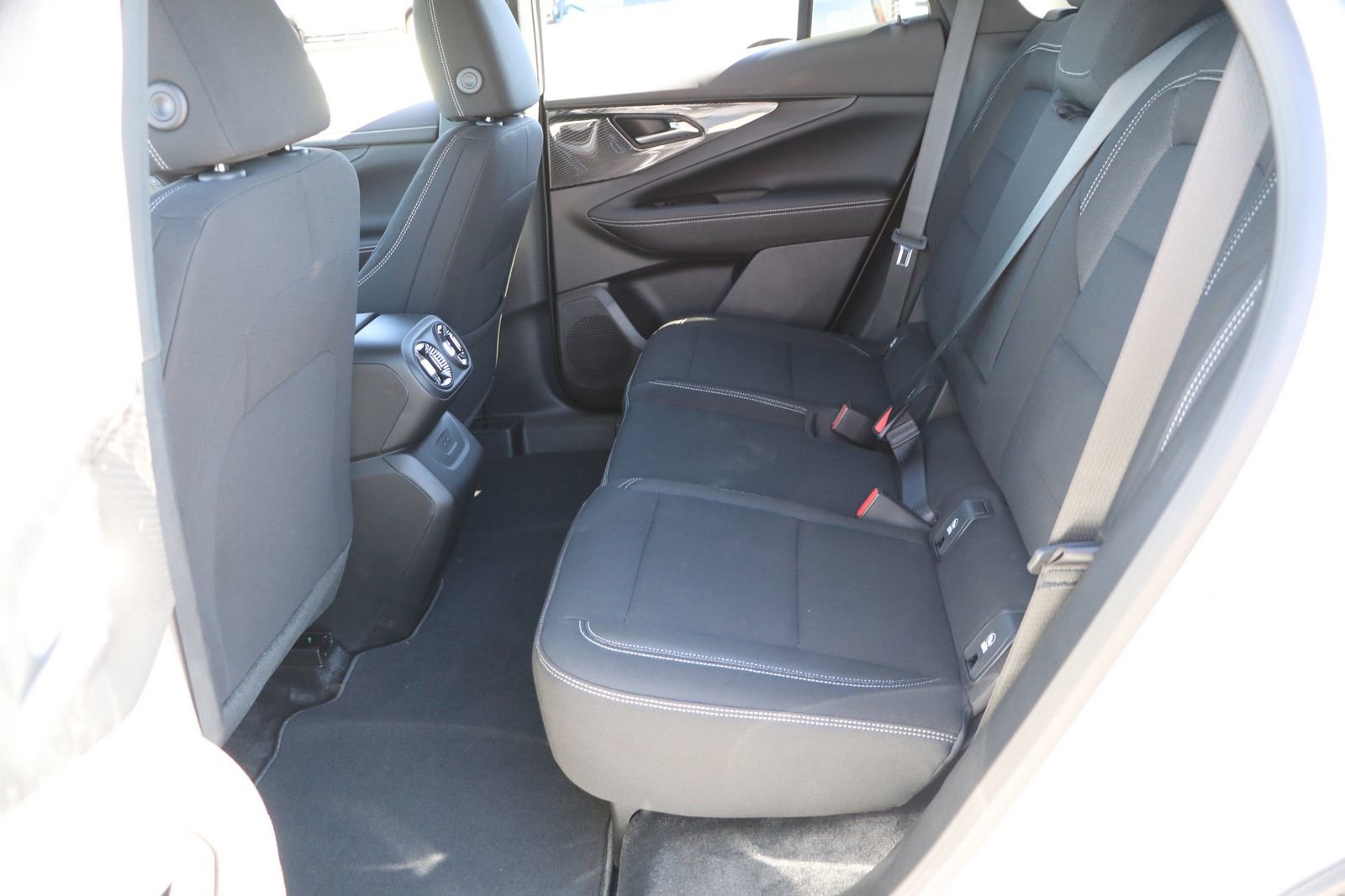 New 2026 Chevrolet Blazer EV LT image 27