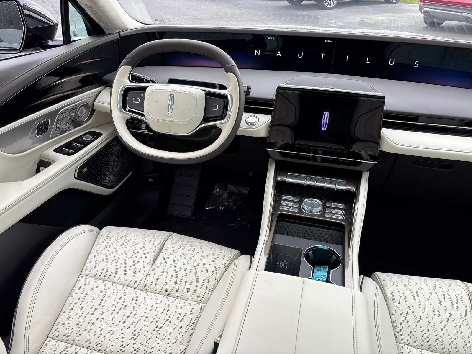 New 2026 Lincoln Nautilus Black Label image 32