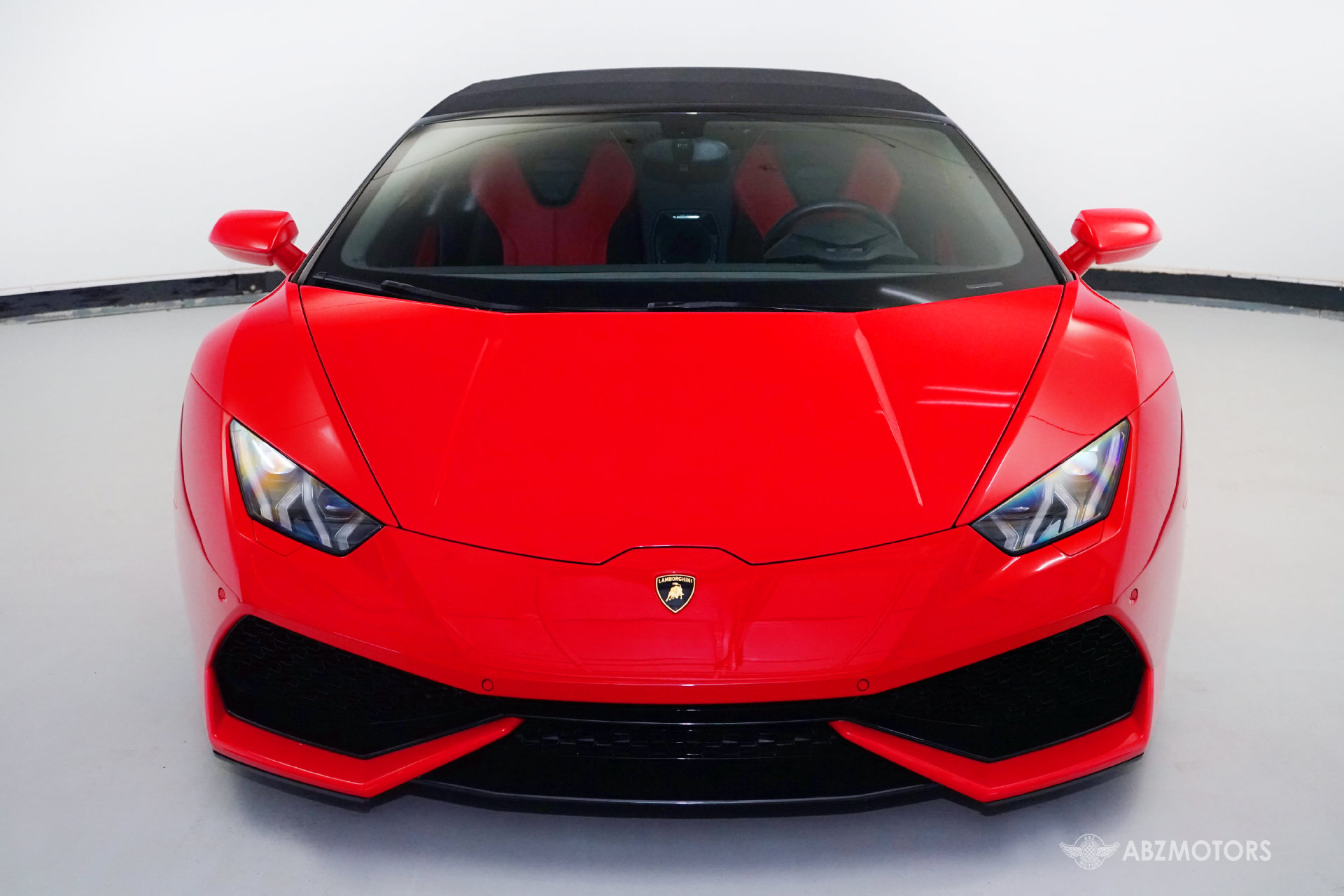Used 2017 Lamborghini Huracan LP 610-4 AWD/4WD image 3