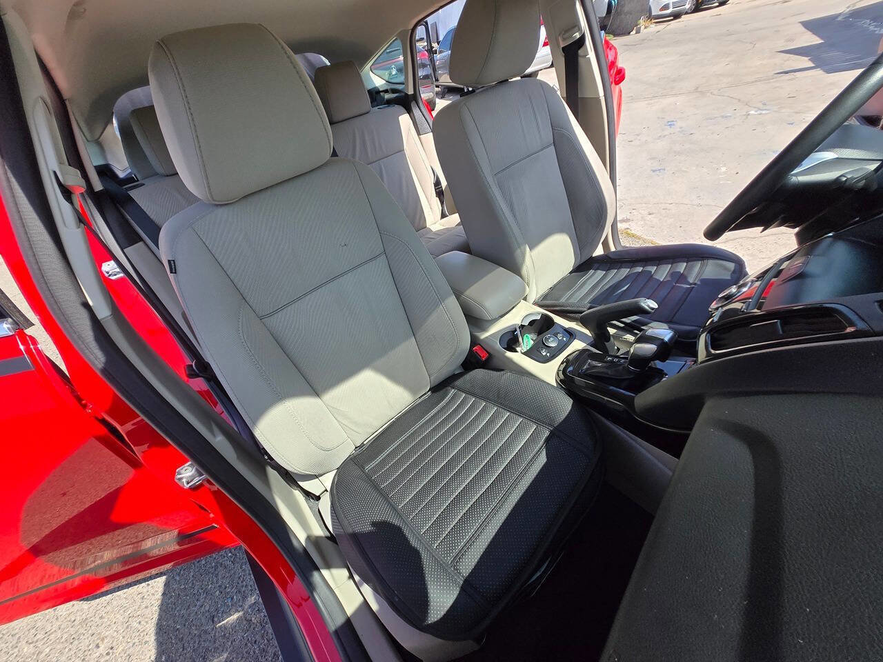 Used 2014 Ford Focus Electric Hatchback FWD image 35