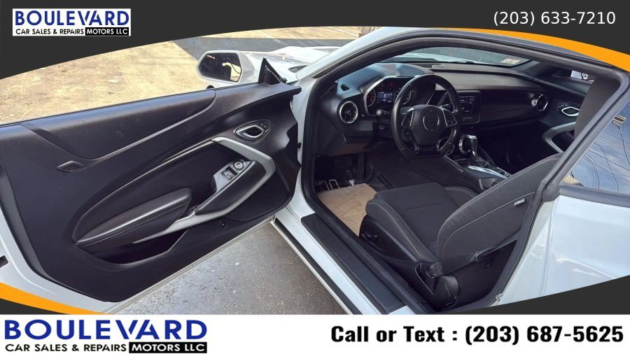 Used 2020 Chevrolet Camaro LT w/ RS Package RWD image 26