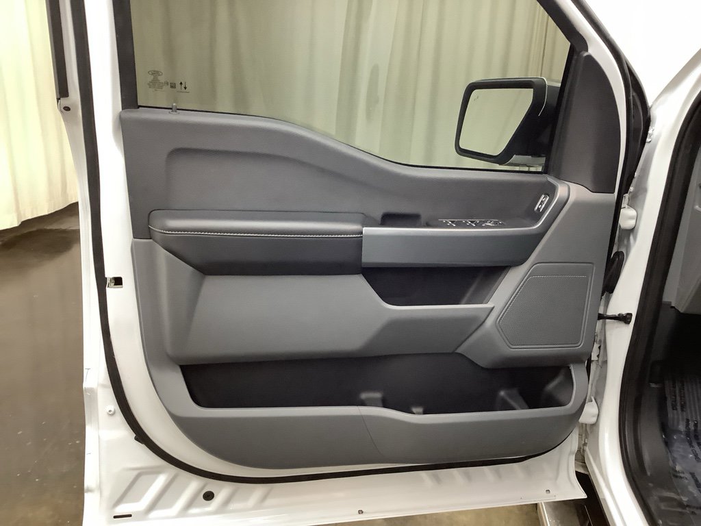 Used 2023 Ford F150 XLT AWD/4WD image 12