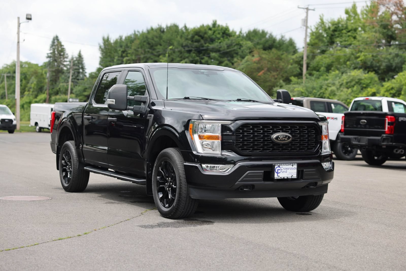 Used 2022 Ford F150 XL w/ STX Black Appearance Package AWD/4WD image 3