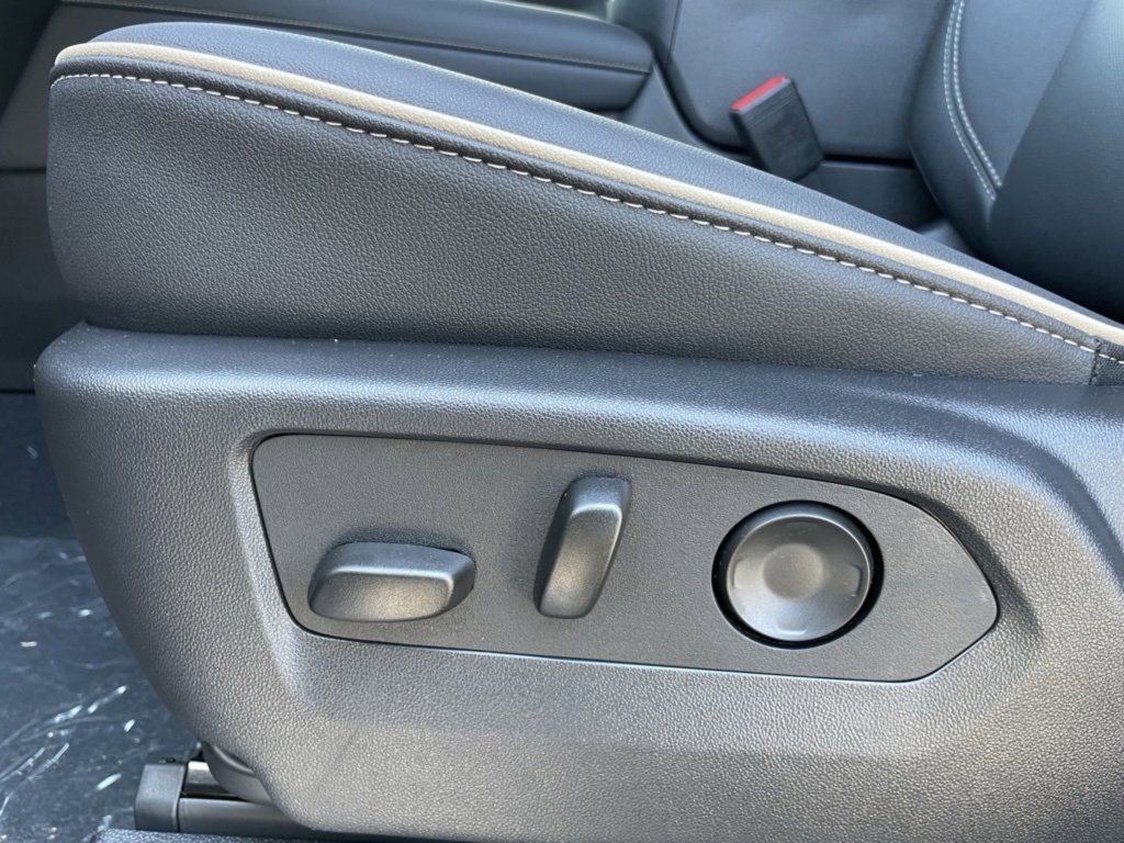 New 2026 Chevrolet Suburban Premier w/ Sun And Tow Package image 12