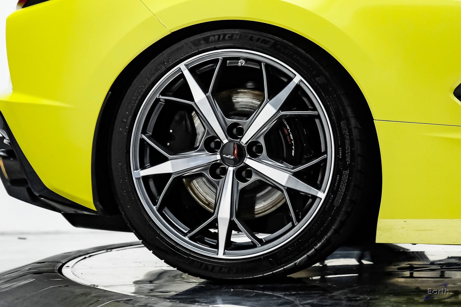 Used 2021 Chevrolet Corvette Stingray Premium Cpe w/ Z51 Performance Package RWD image 91