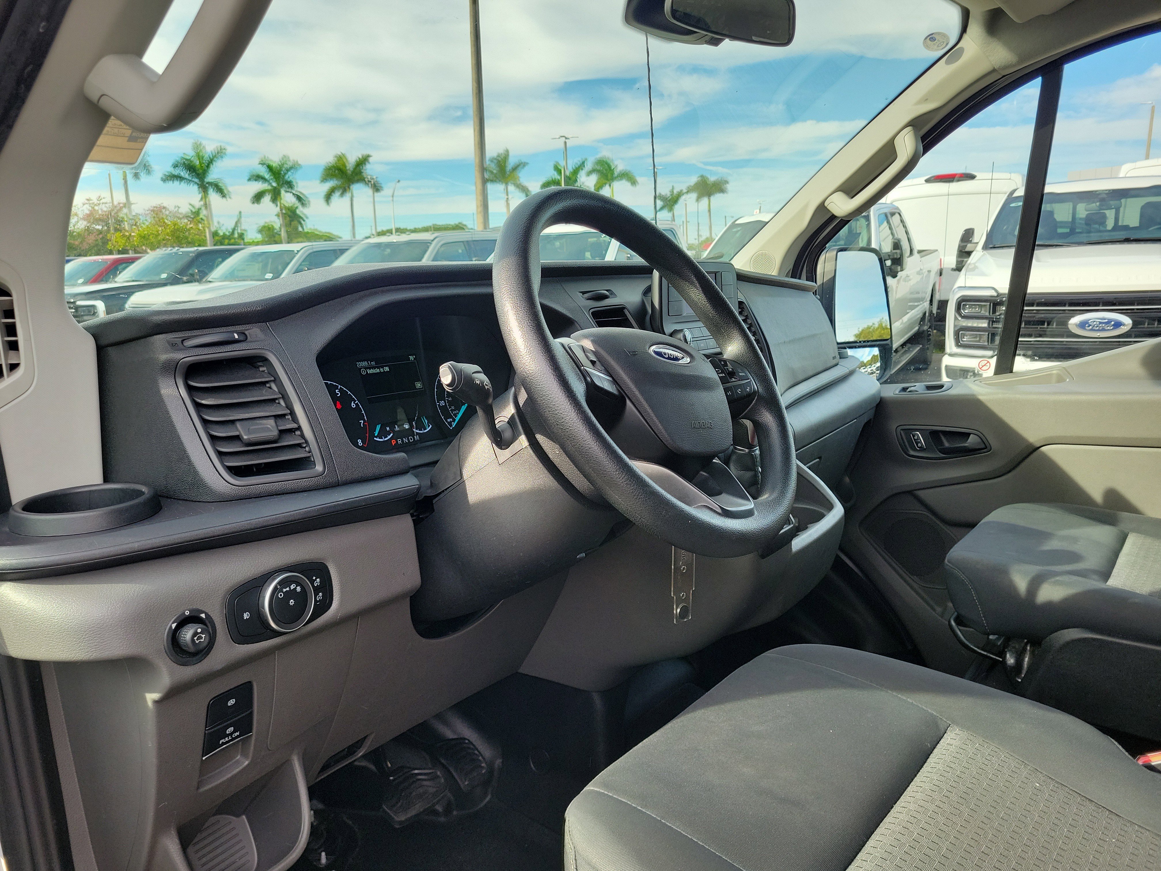 Used 2024 Ford Transit 250 Low Roof w/ Exterior Upgrade Package image 7