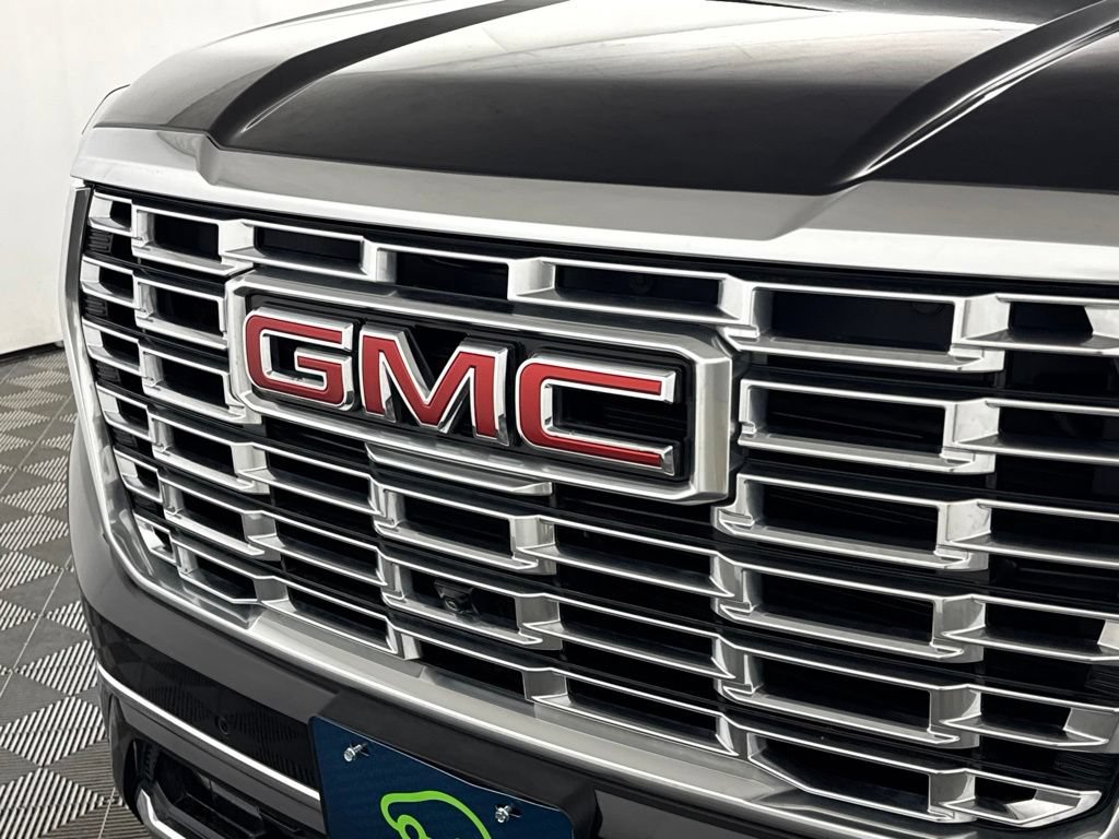 Certified 2025 GMC Yukon Denali AWD/4WD image 42