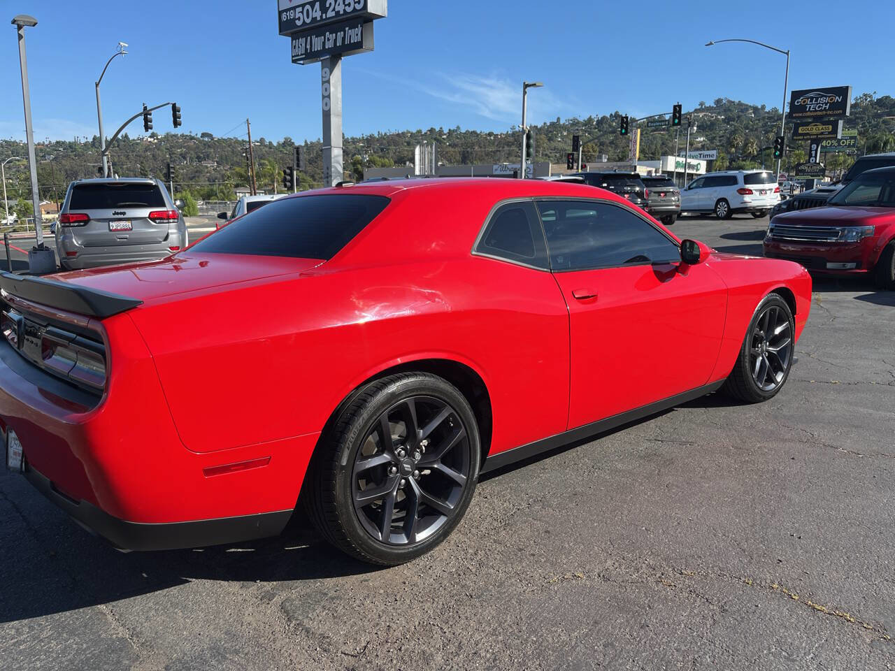 Used 2020 Dodge Challenger R/T w/ Blacktop Package image 7