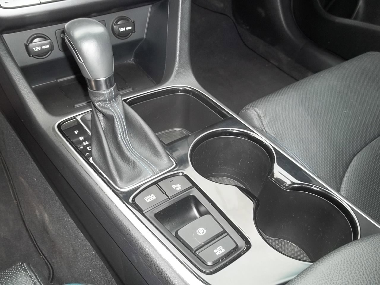 Used 2018 Hyundai Sonata Limited image 8