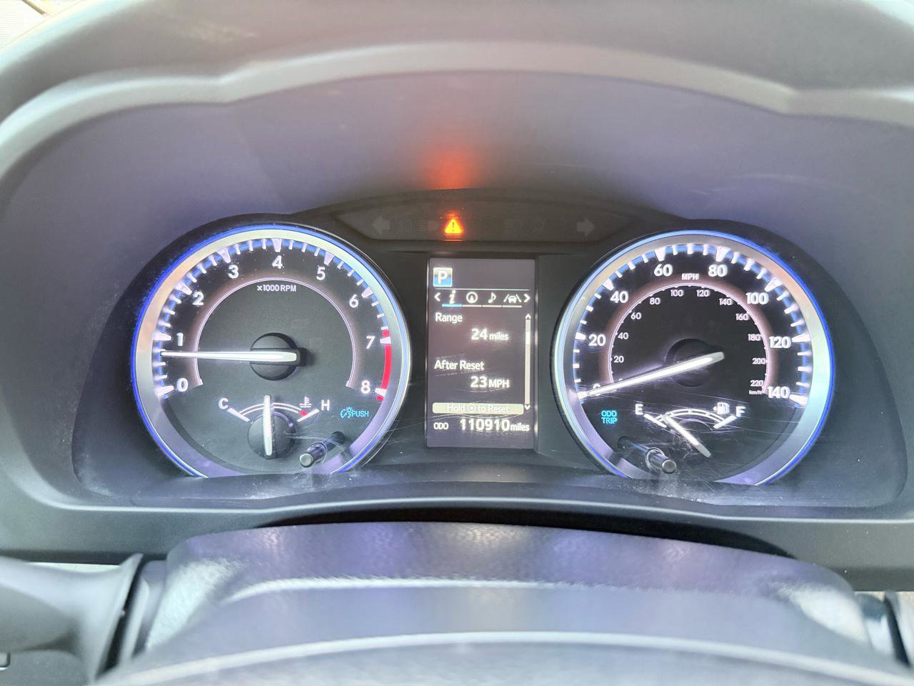 Used 2019 Toyota Highlander XLE AWD/4WD image 23