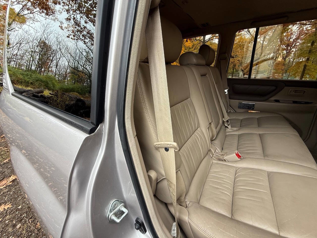 Used 2002 Toyota Land Cruiser image 26