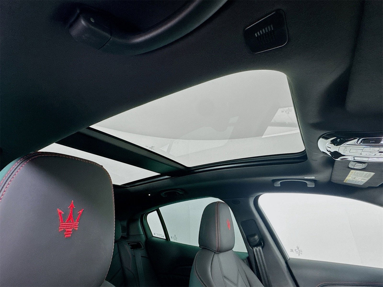 New 2026 Maserati Grecale Modena image 22