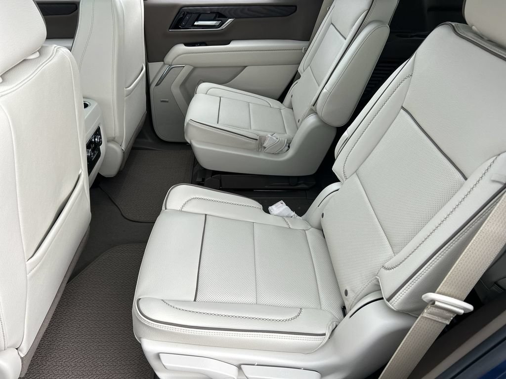 New 2026 GMC Yukon Denali w/ Sun & Power Step Package AWD/4WD image 26