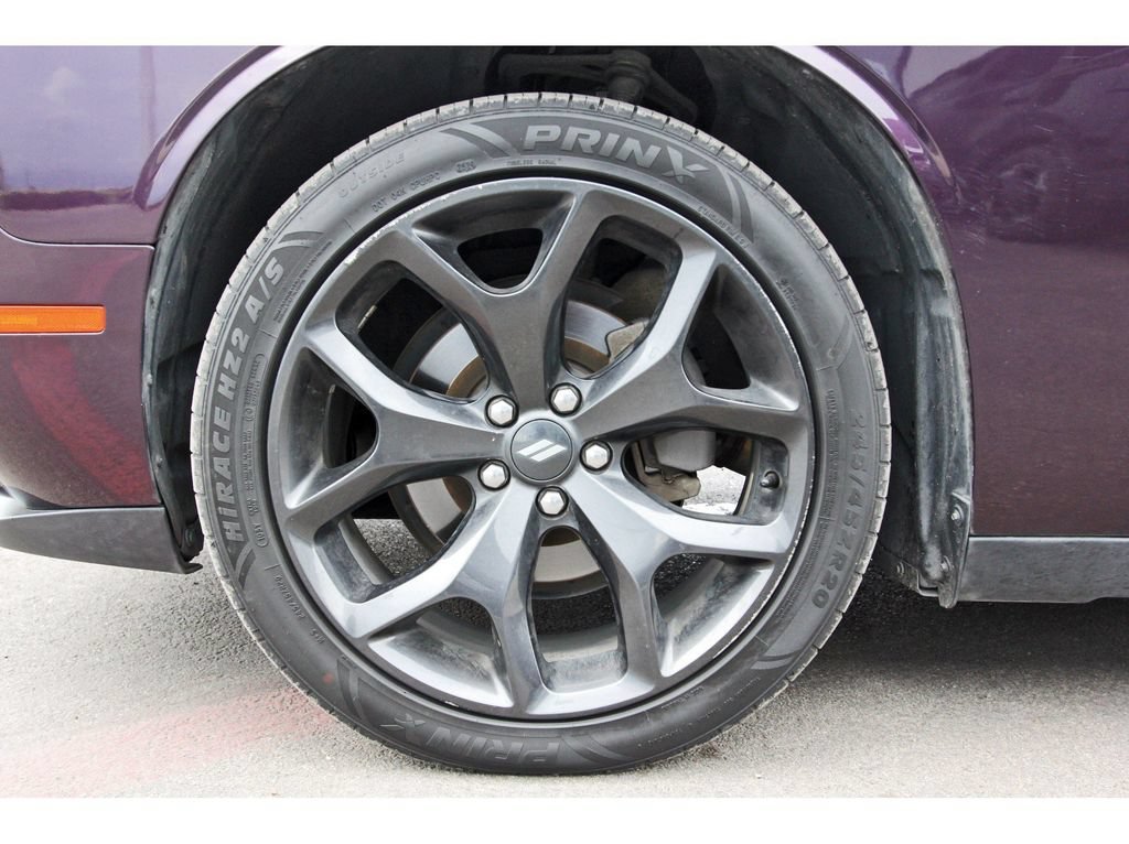 Used 2020 Dodge Challenger SXT w/ Blacktop Package RWD image 33