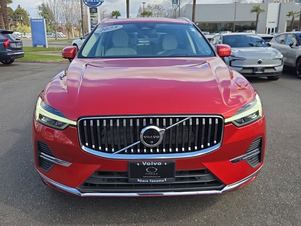 Certified 2023 Volvo XC60 B6 Ultimate w/ Climate Package image 11