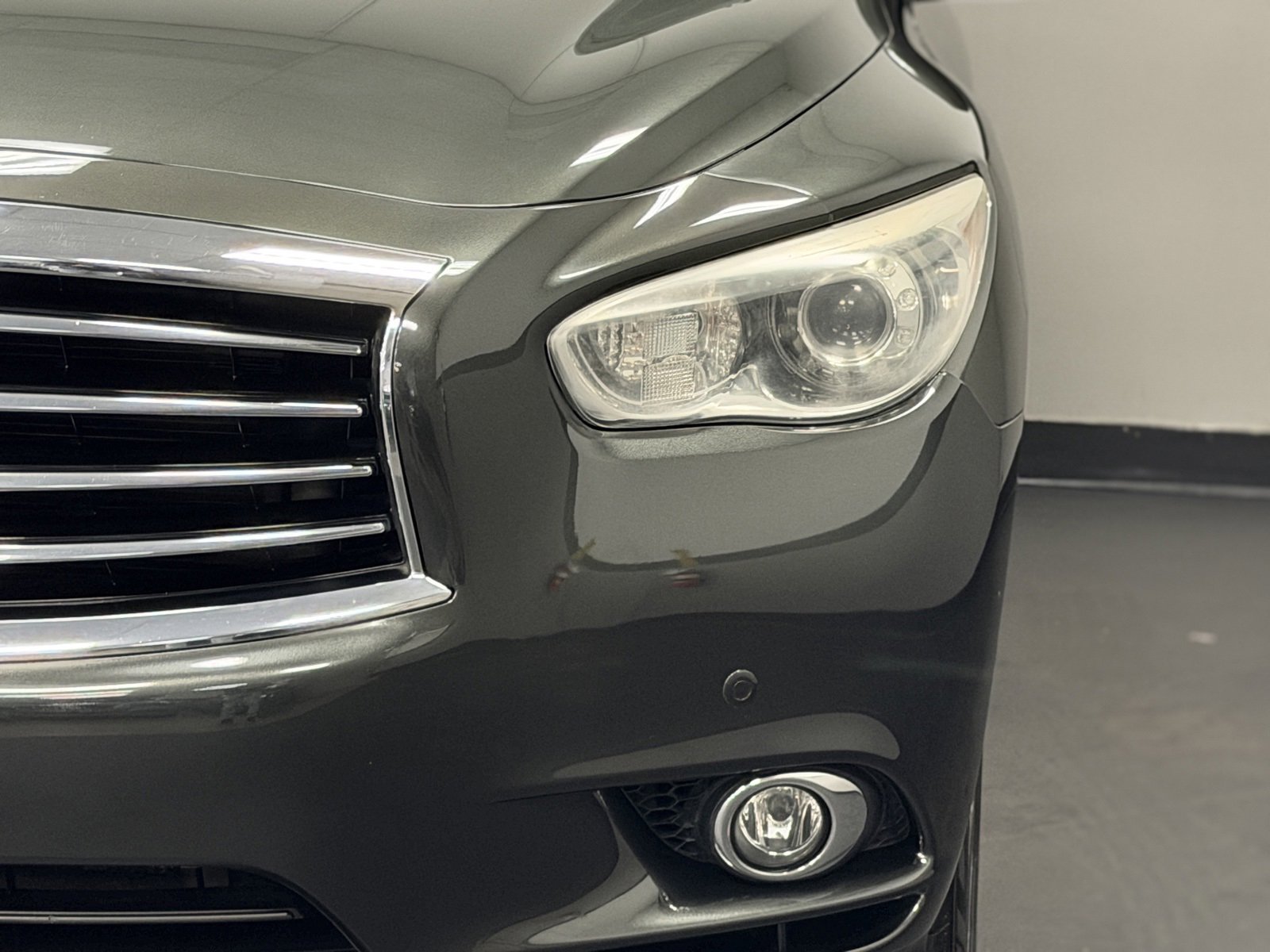 Used 2013 INFINITI JX35 Base w/ Premium Pkg image 8