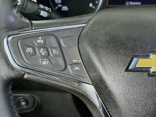 Used 2020 Chevrolet Equinox LT w/ Sport Edition FWD image 11