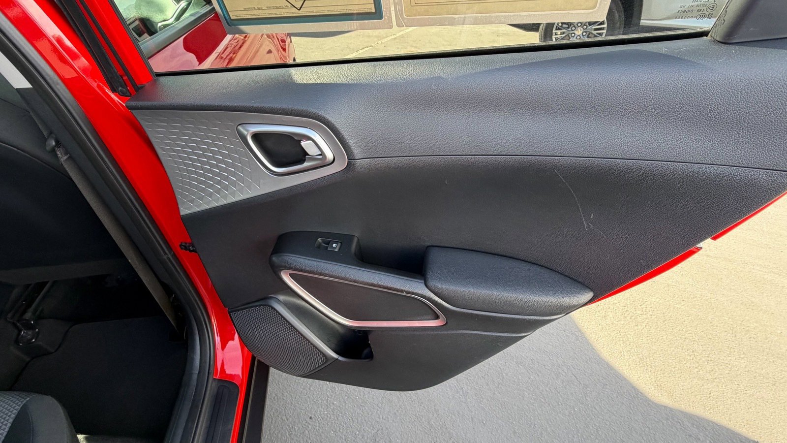 Used 2023 Kia Soul LX w/ LX Technology Package image 22