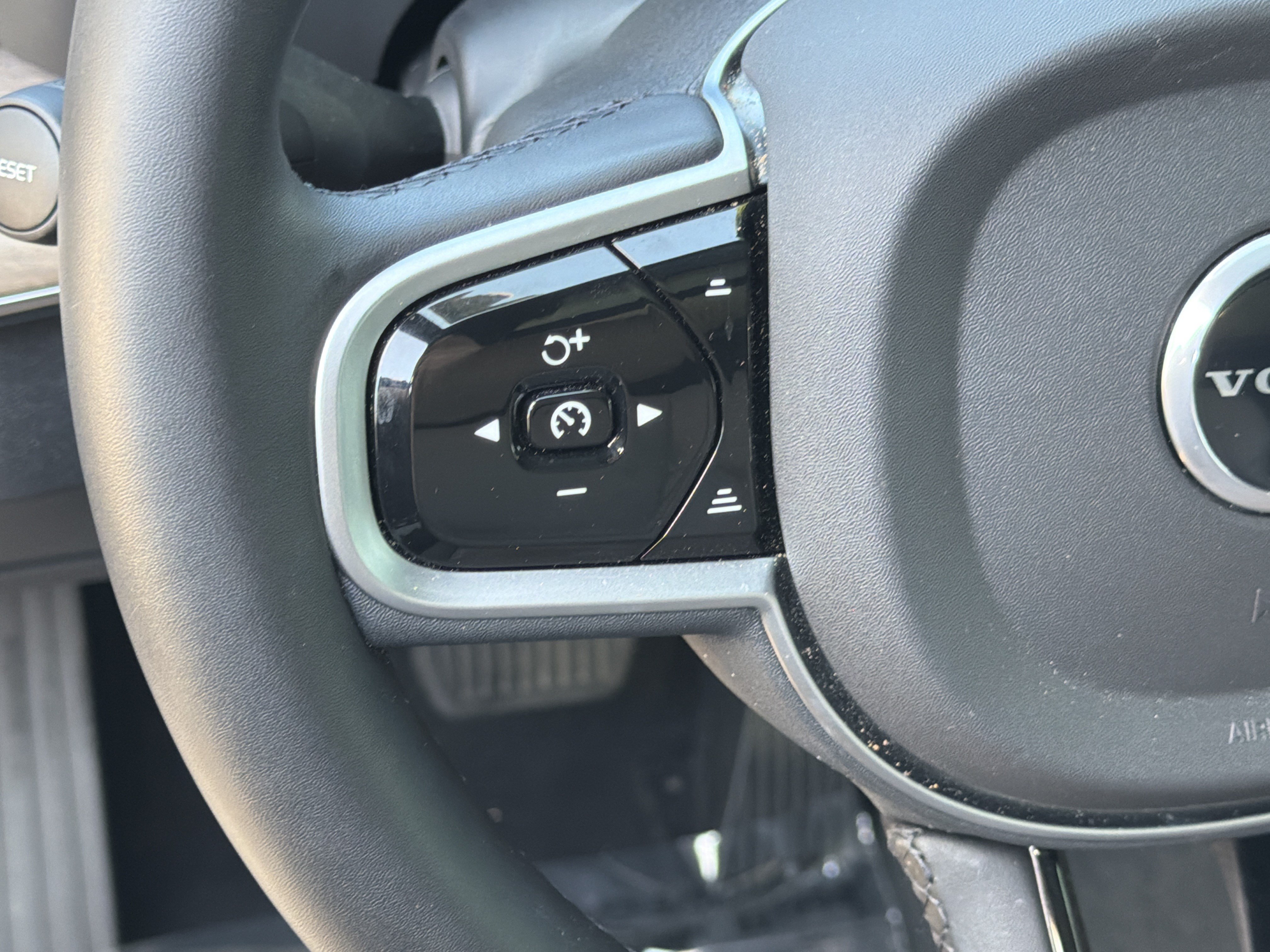 Certified 2026 Volvo XC90 B6 Ultra w/ Protection Package Premier AWD/4WD image 19