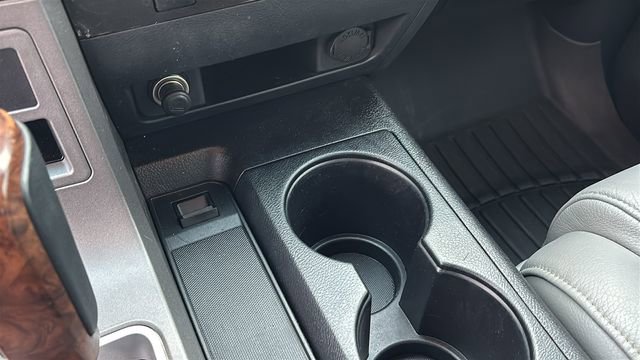 Used 2010 Toyota Tundra Limited image 20