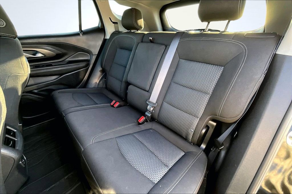 Used 2023 GMC Terrain SLE w/ Driver Convenience Package image 26