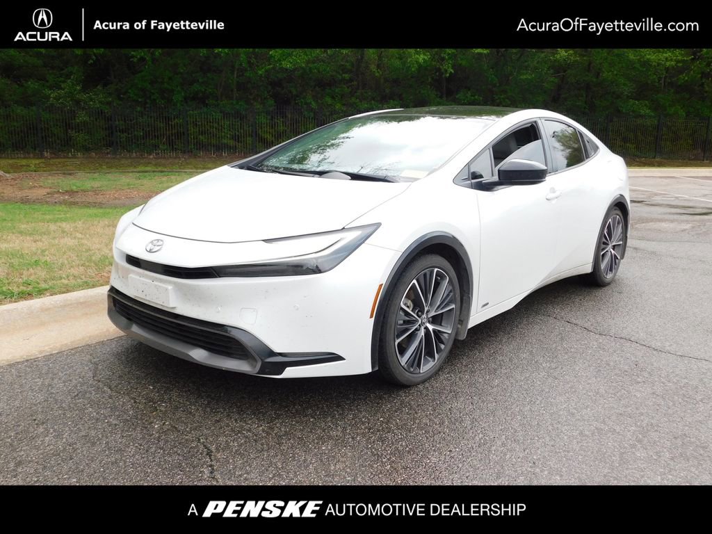 Used 2024 Toyota Prius XLE AWD/4WD image 1