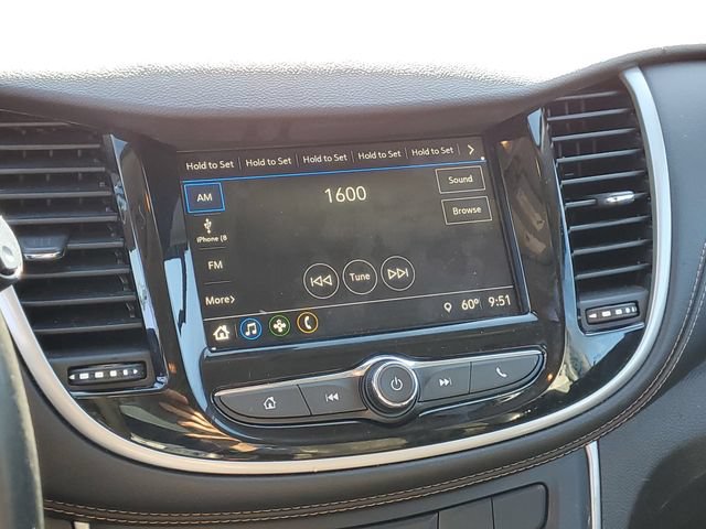 Used 2018 Chevrolet Trax LT w/ LT Convenience Package FWD image 20