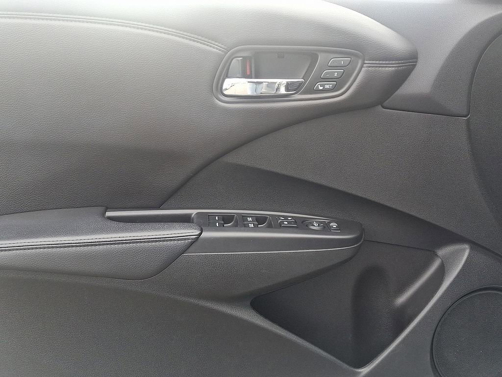 Used 2015 Acura RDX AWD w/ Technology Package image 12