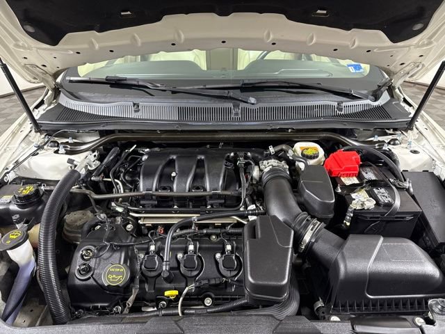 Used 2018 Ford Taurus SEL image 24