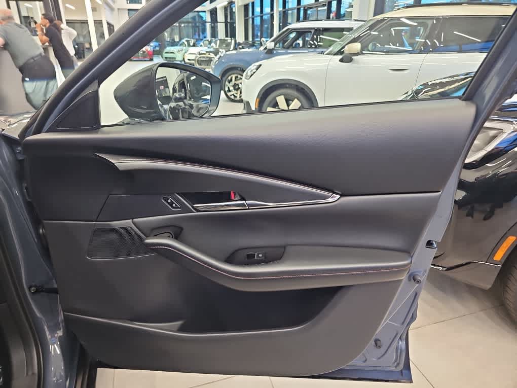 Used 2023 MAZDA CX-30 AWD 2.5 S w/ Preferred Package image 19