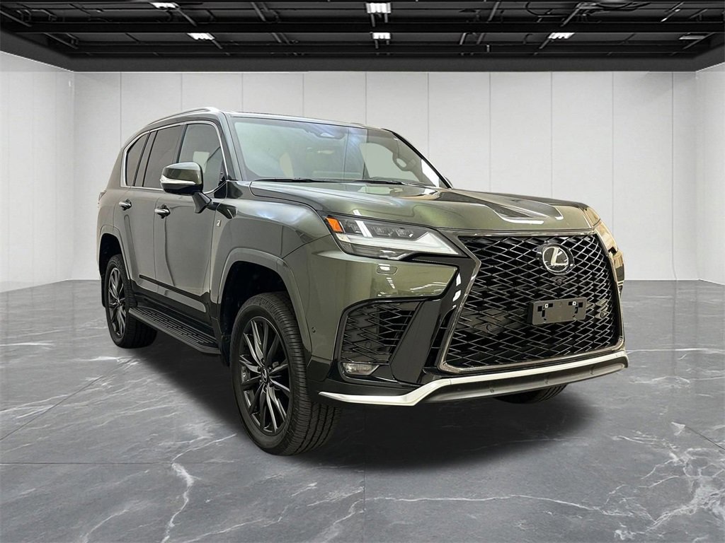 Used 2025 Lexus LX 700h F Sport image 13