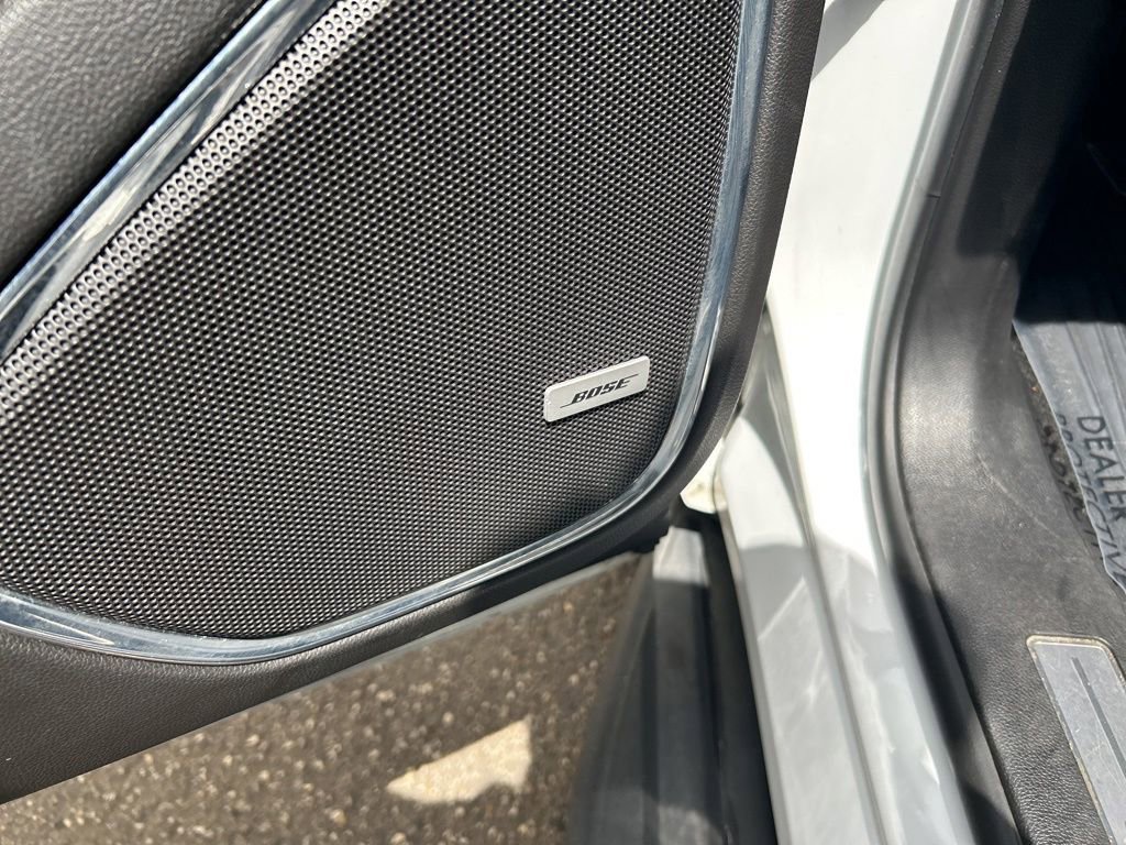 Used 2019 Chevrolet Suburban LT RWD image 45