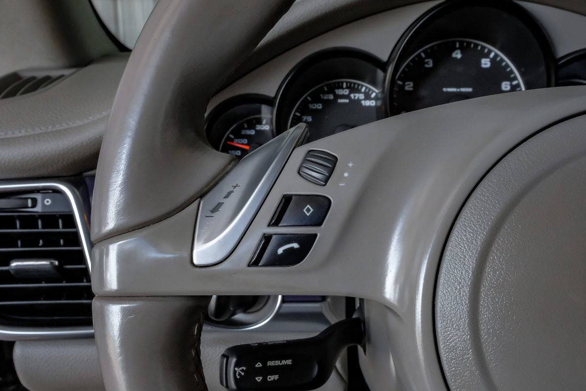 Used 2011 Porsche Panamera 4 AWD/4WD image 17