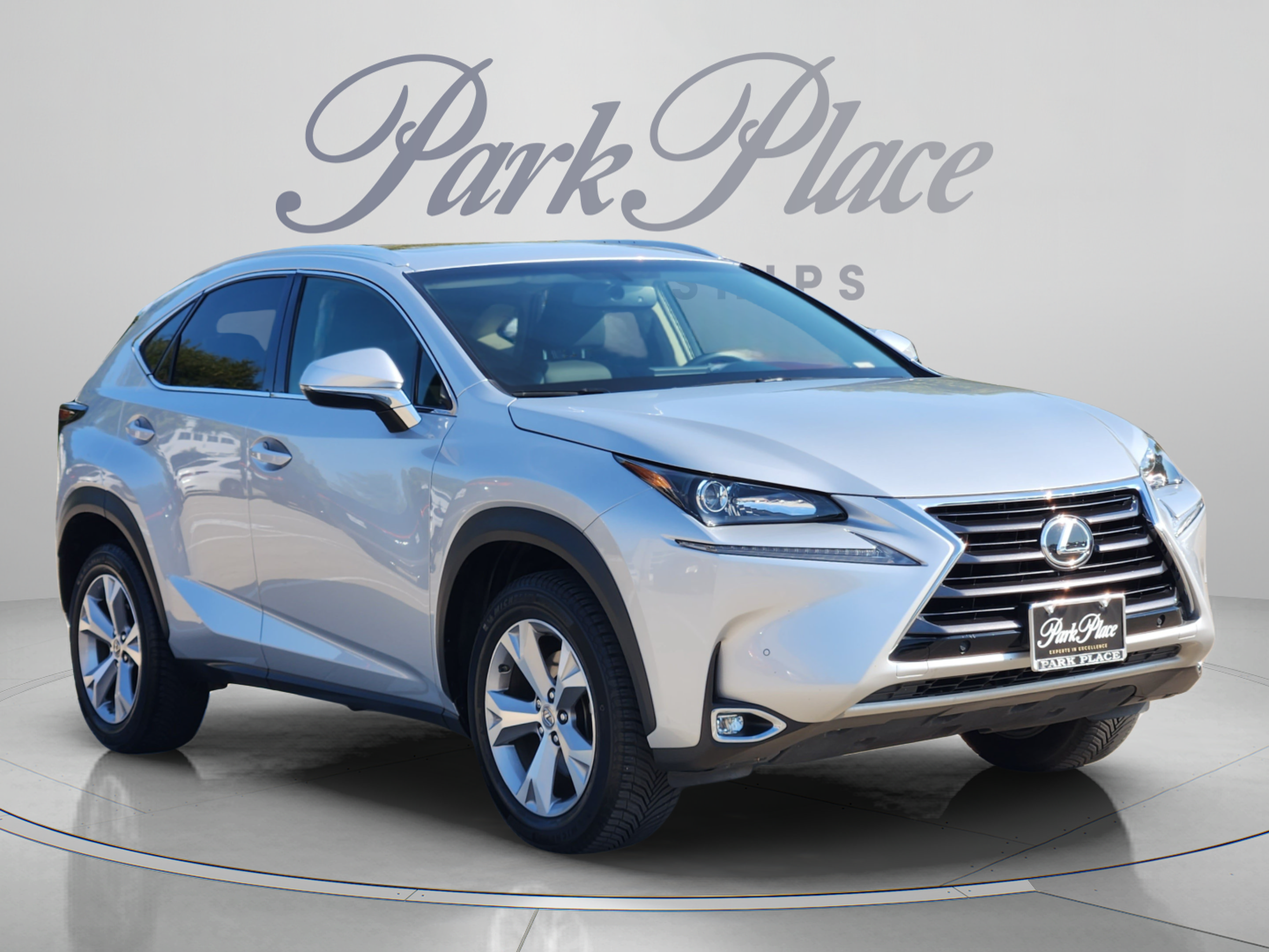 Used 2017 Lexus NX 200t FWD w/ Premium Package image 4