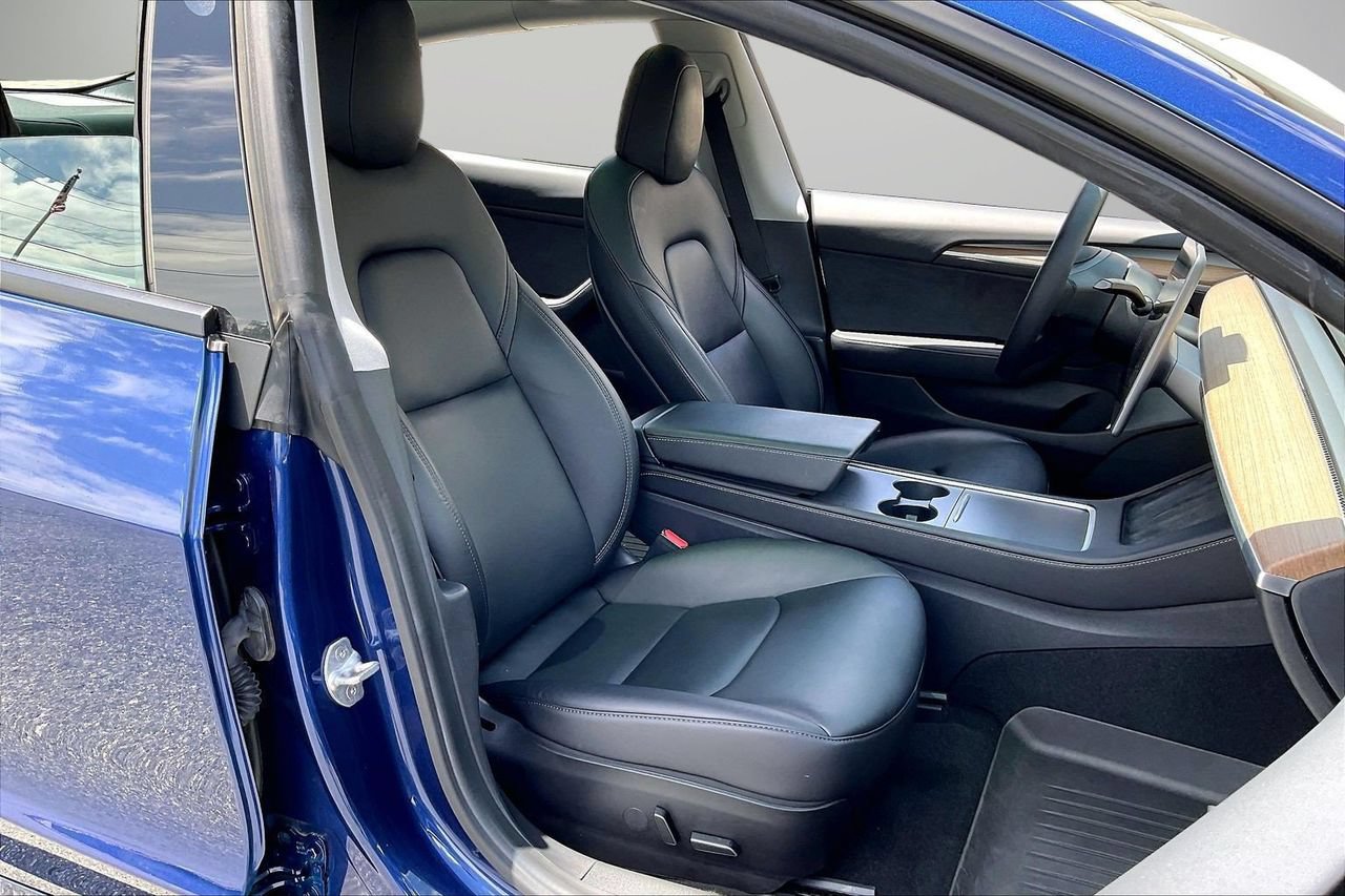 Used 2021 Tesla Model 3 Standard Range Plus RWD image 25