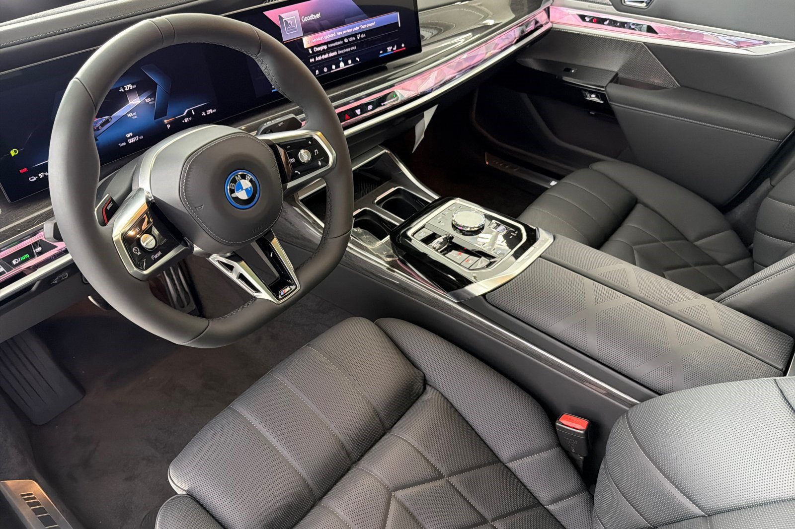 Used 2026 BMW i7 xDrive60 w/ M Sport Package RWD image 4