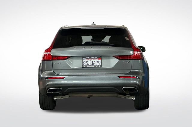 Used 2020 Volvo V60 T5 Cross Country w/ Protection Package Premier AWD/4WD image 6