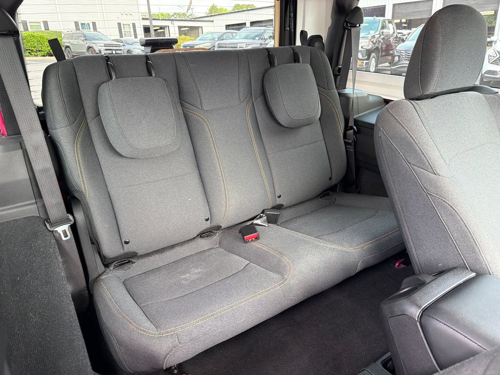 Used 2024 Jeep Wrangler Sport AWD/4WD image 15